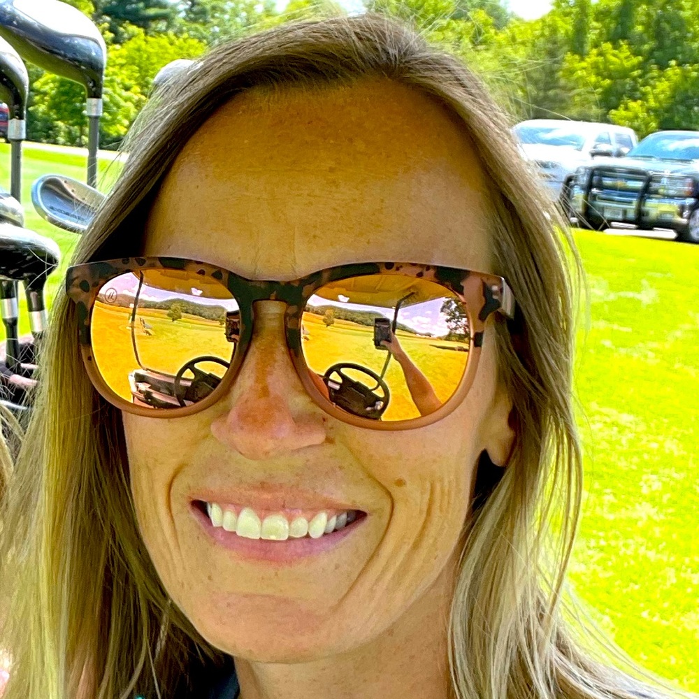 Meet your Posher, Laura